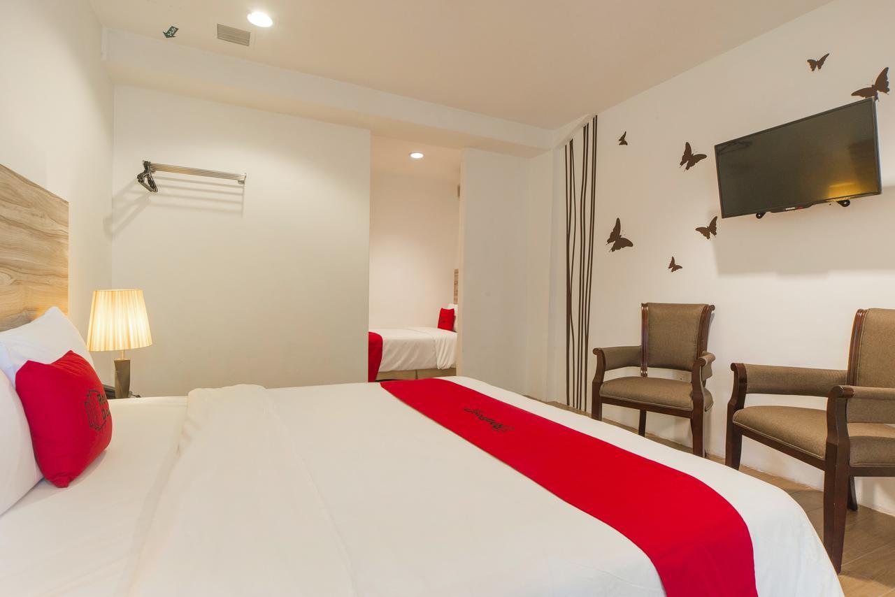 Khách sạn Reddoorz Plus @ Victoria Street 3*